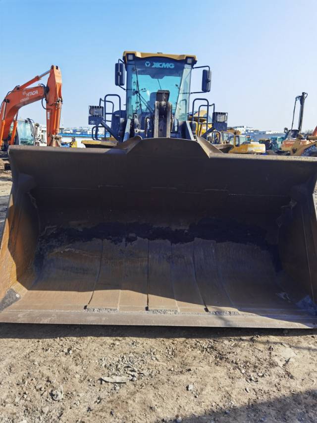 徐工LW600FV輪式裝載機(jī)