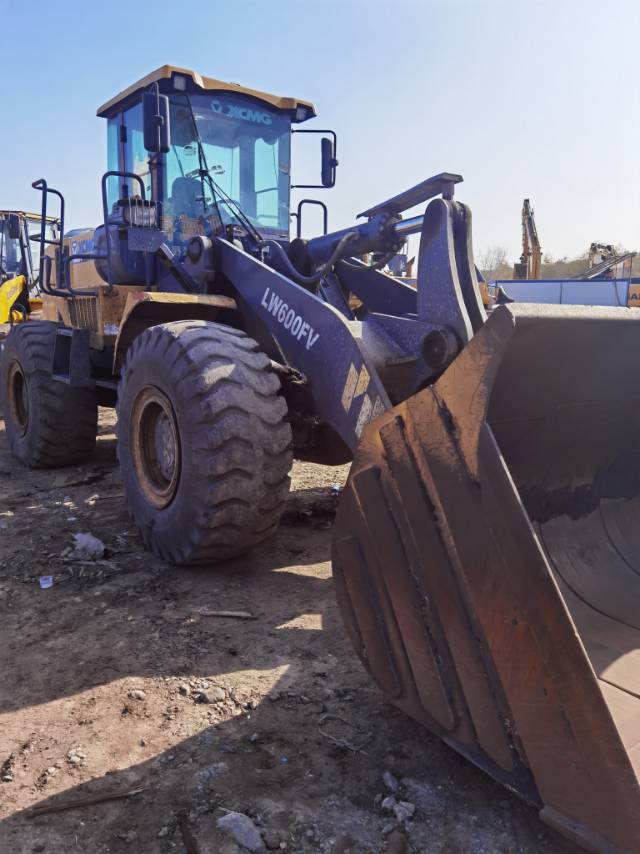 徐工LW600FV輪式裝載機(jī)