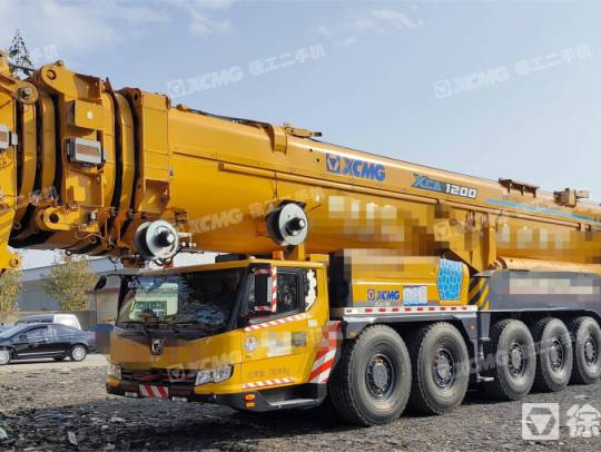 徐工XCA750全路面汽車起重機