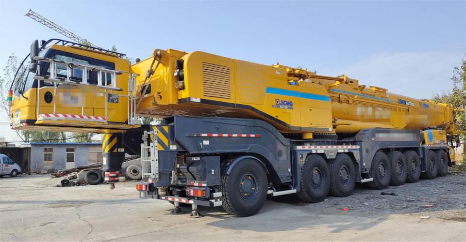 徐工XCA750全路面汽車起重機