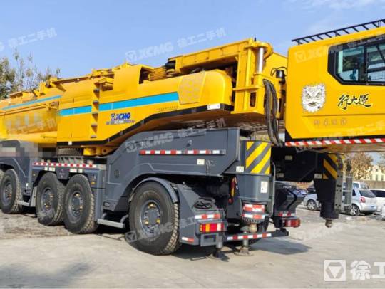 徐工XCA750全路面汽車起重機