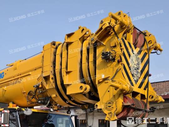 徐工XCA750全路面汽車起重機