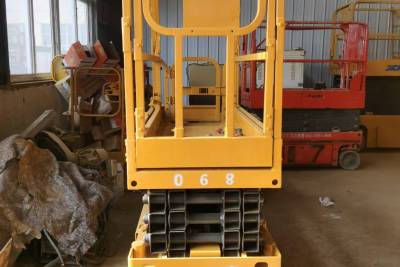 徐工GTJZ0607剪叉式高空作業(yè)平臺