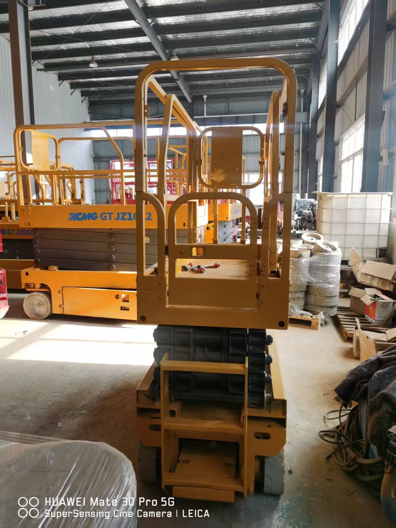 徐工GTJZ0607剪叉式高空作業(yè)平臺(tái)