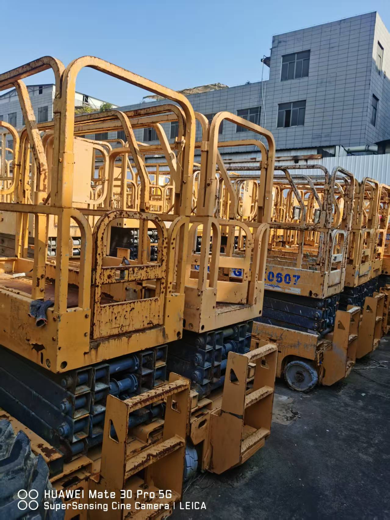 徐工GTJZ0607剪叉式高空作業(yè)平臺(tái)