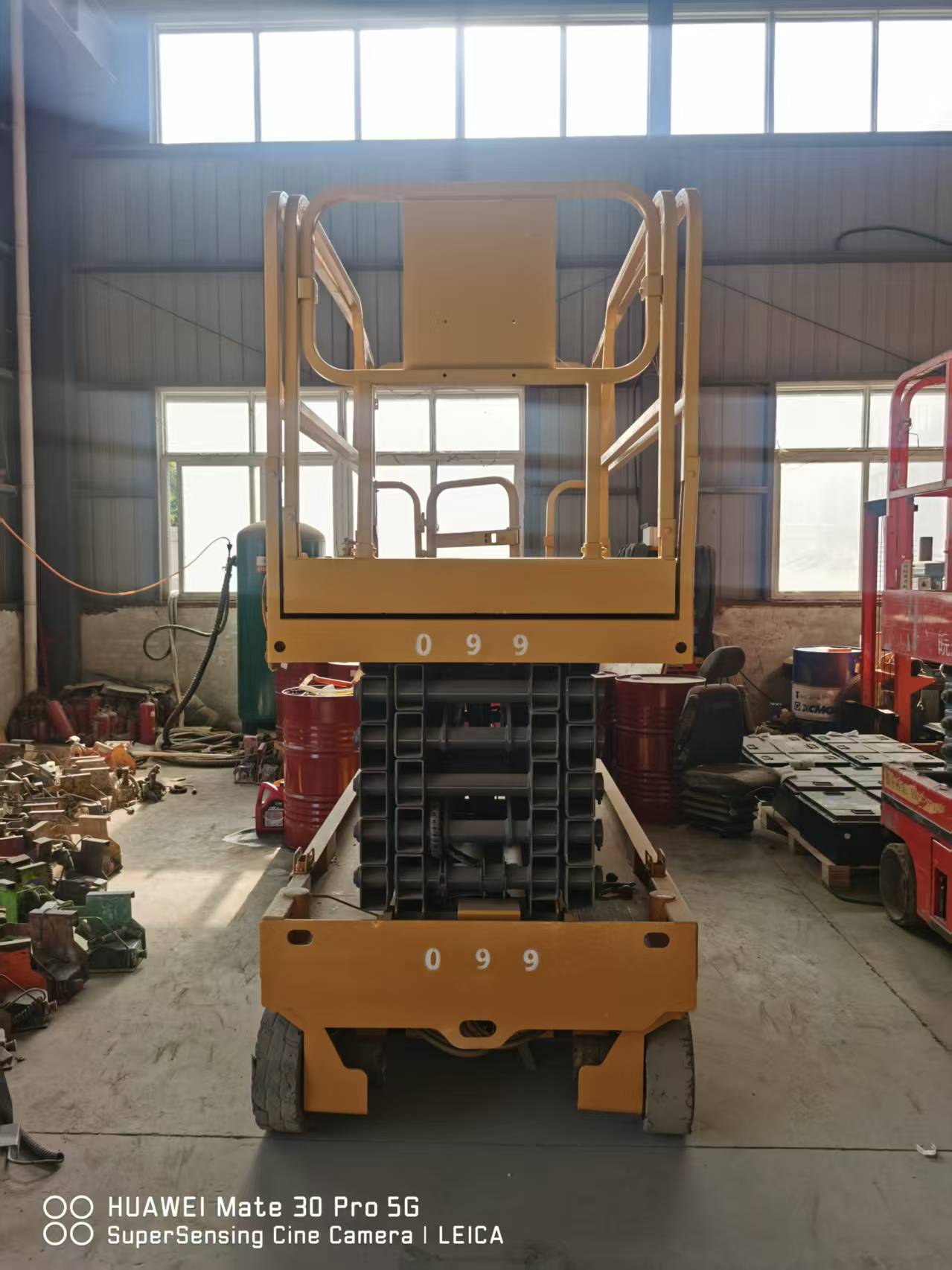 徐工GTJZ1212剪叉式高空作業平臺