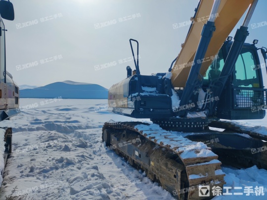 徐工XE380DK履帶式挖掘機(jī)