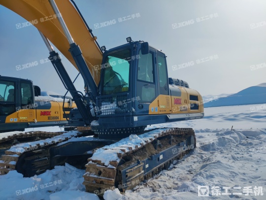 徐工XE380DK履帶式挖掘機(jī)