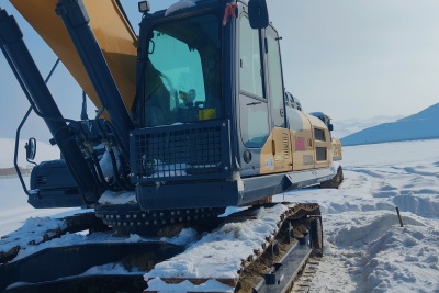 徐工XE380DK履帶式挖掘機(jī)