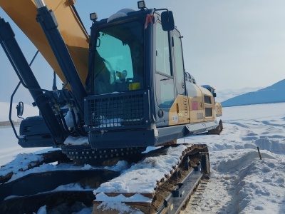 徐工XE380DK履帶式挖掘機