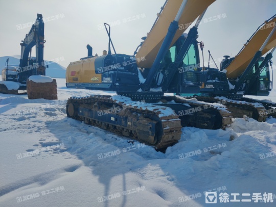 徐工XE380DK履帶式挖掘機