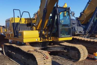 卡特彼勒323履帶式挖掘機(jī)