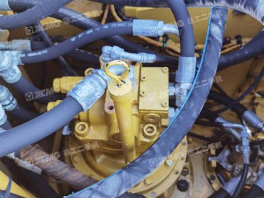 卡特彼勒323履帶式挖掘機