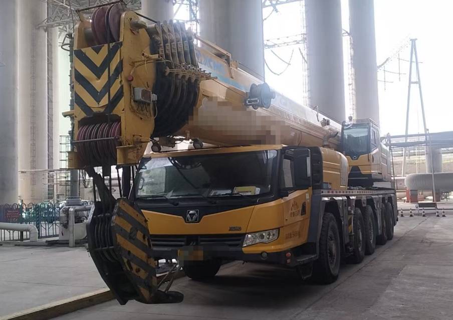 徐工XCA220全路面汽車起重機