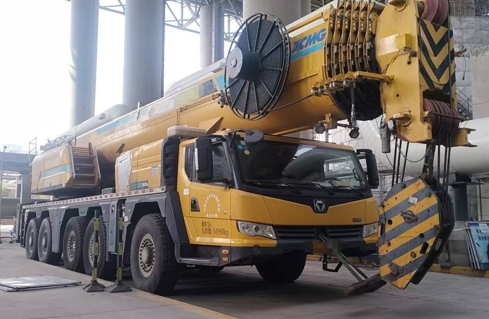 徐工XCA220全路面汽車起重機