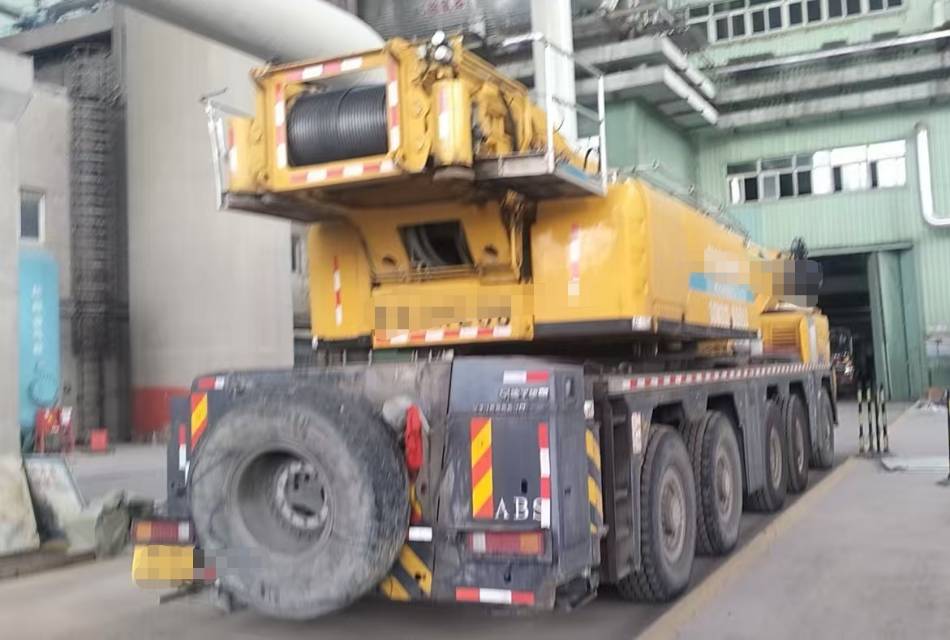 徐工XCA220全路面汽車起重機