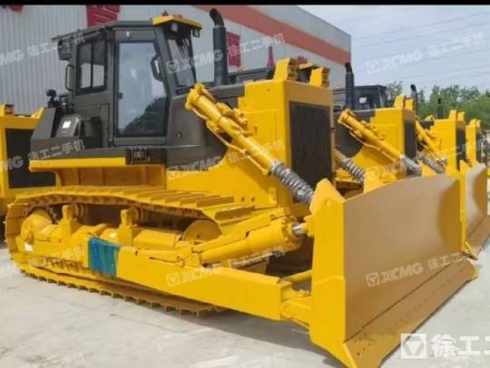 彭浦TY230推土機