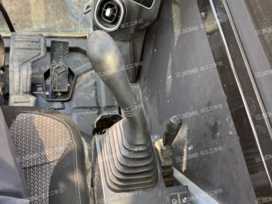 三一重工SY60C履带式挖掘机