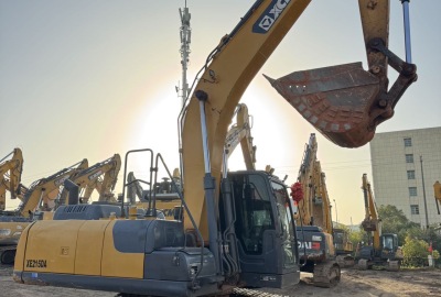 徐工XE200DA履带式挖掘机