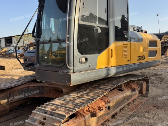 徐工XE200DA履带式挖掘机