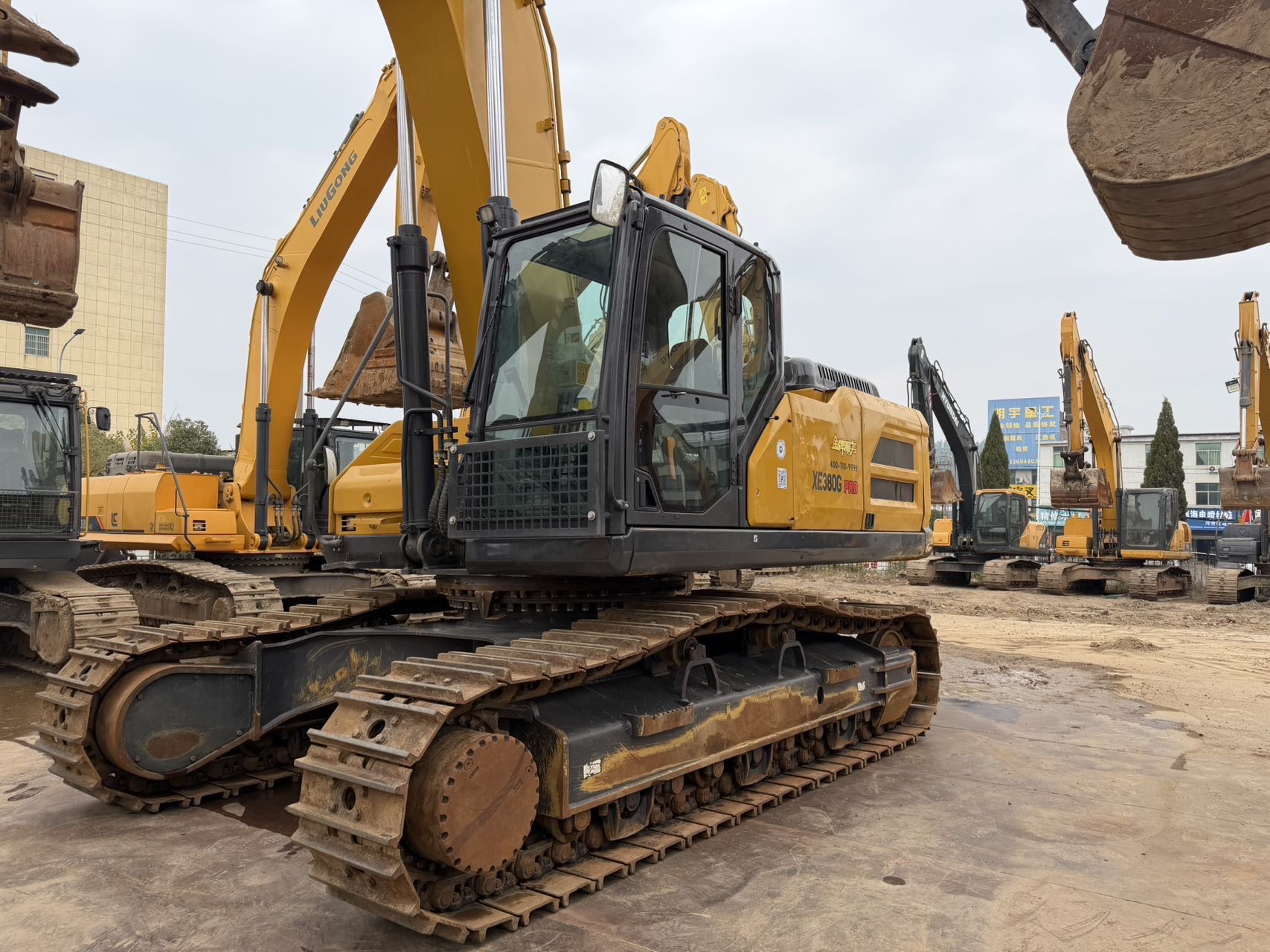 徐工XE380G POR履帶式挖掘機