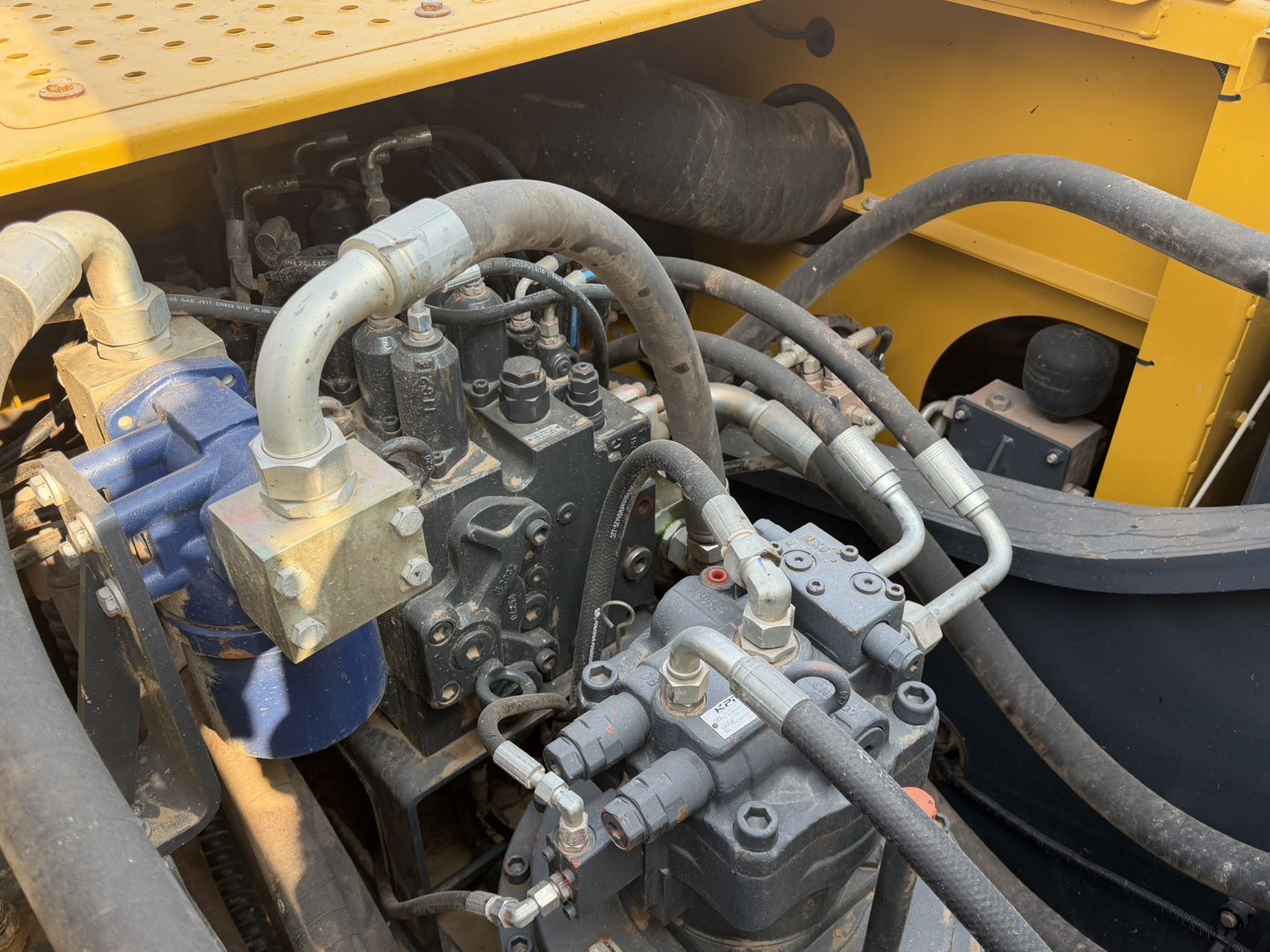 徐工XE380DK MAX履帶式挖掘機