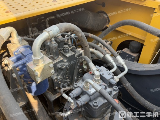 徐工XE380DK MAX履帶式挖掘機