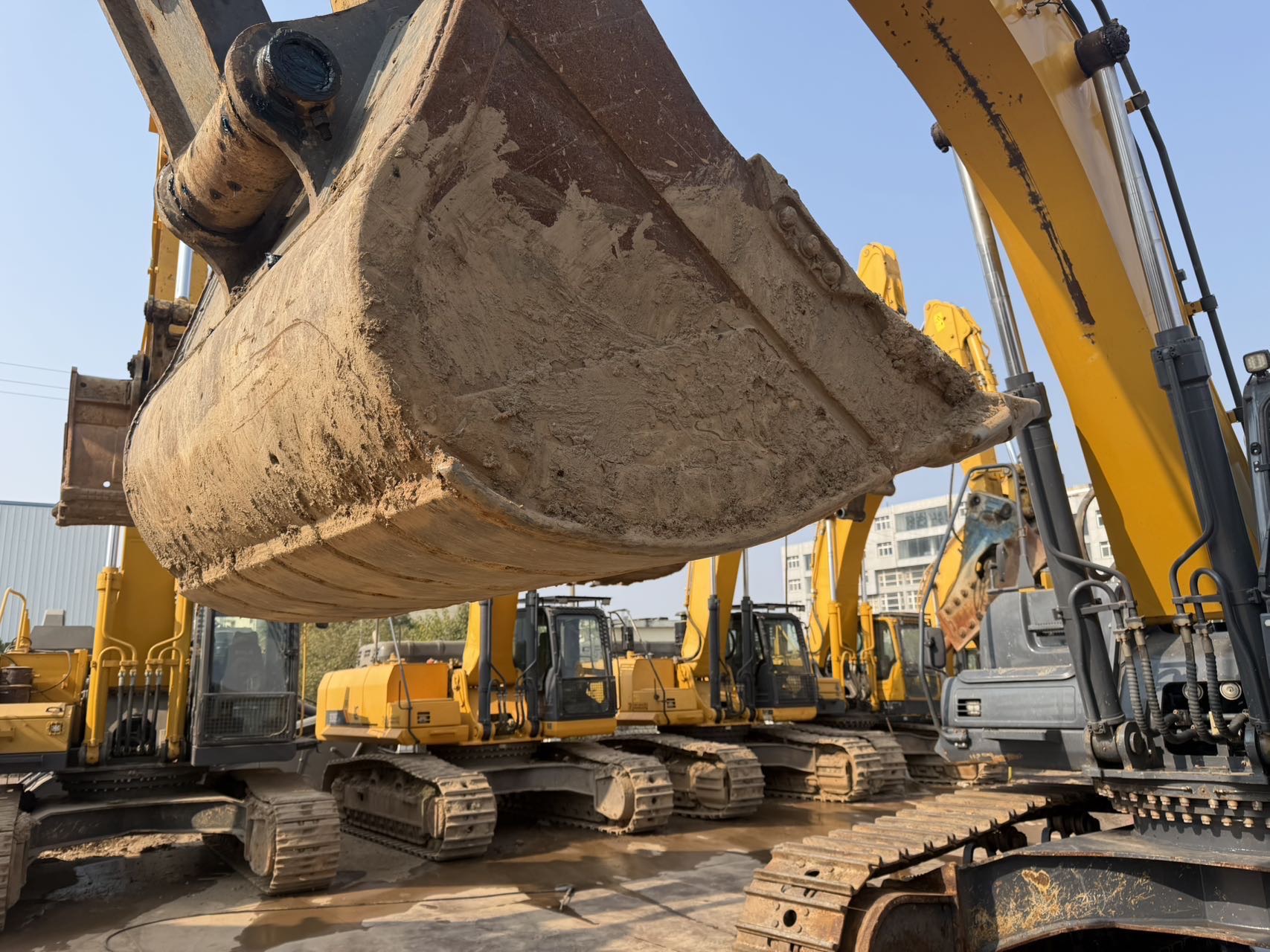 徐工XE380DK MAX履帶式挖掘機