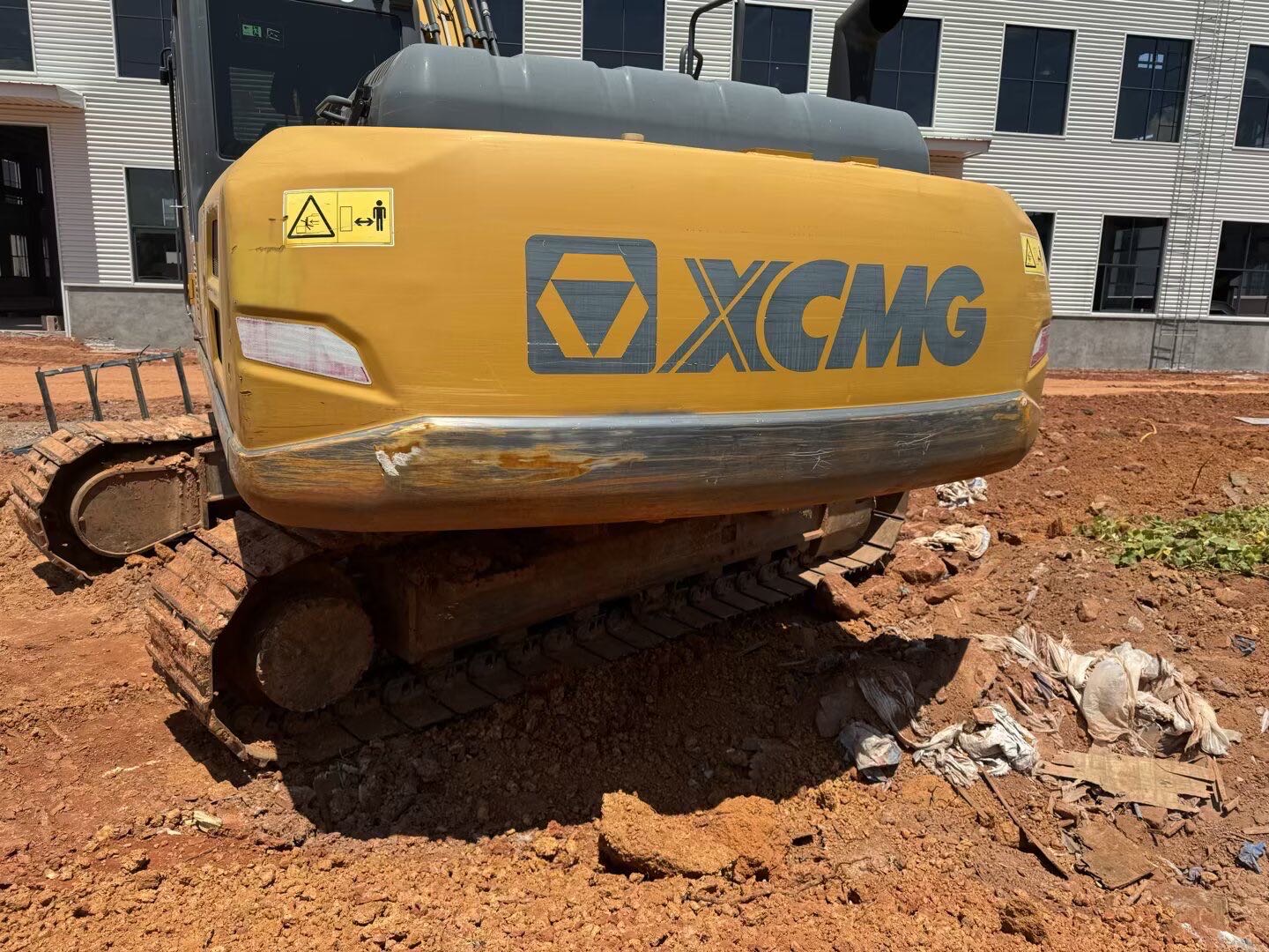 徐工XE200DA履帶式挖掘機