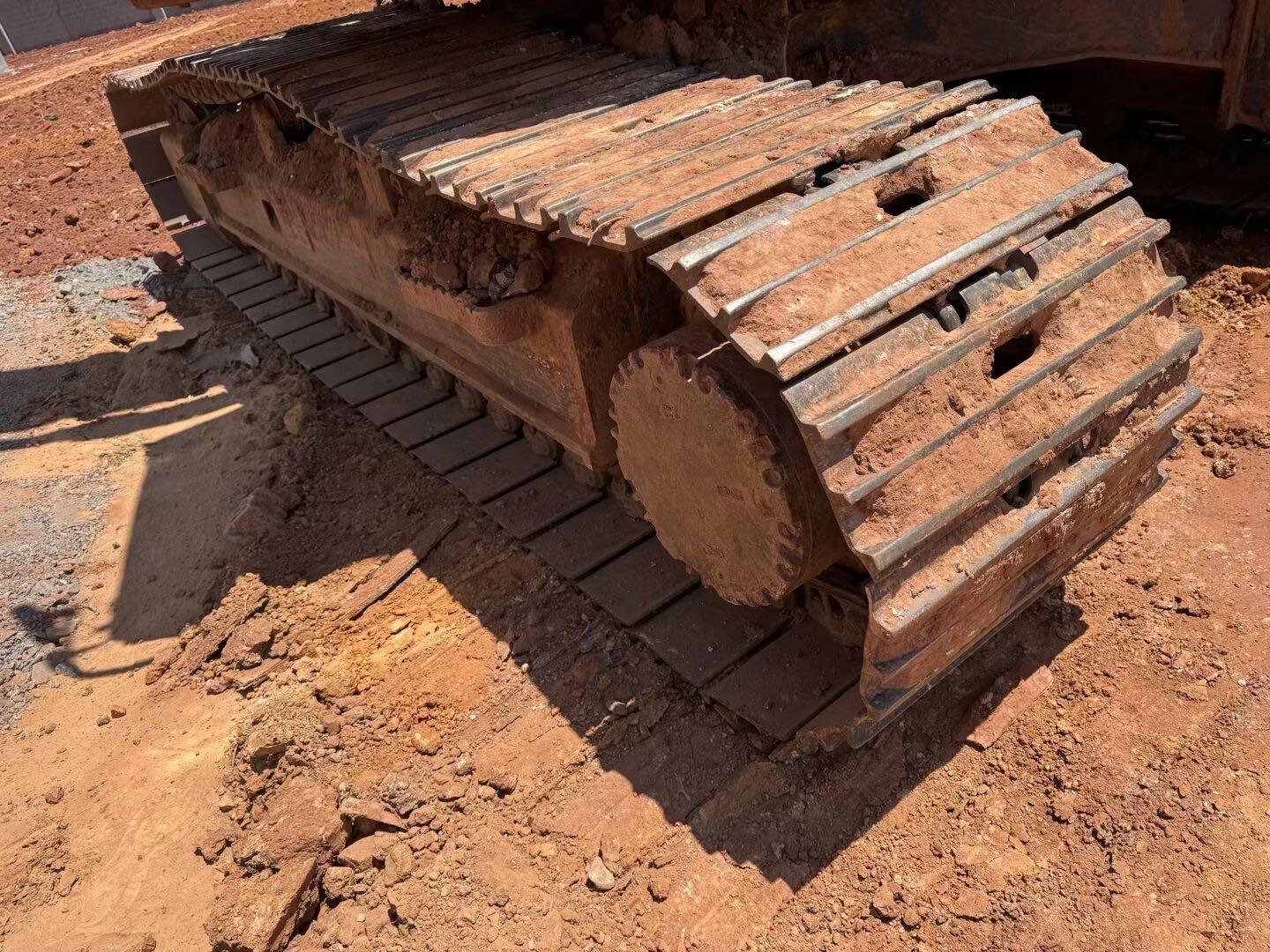 徐工XE200DA履帶式挖掘機