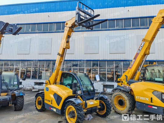 徐工XT2506E伸縮臂叉裝機