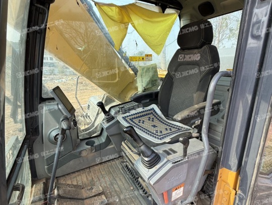 徐工XE335DK MAX履帶式挖掘機(jī)