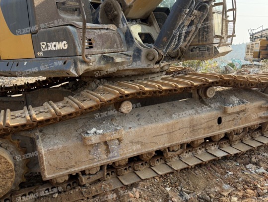 徐工XE335DK履帶式挖掘機