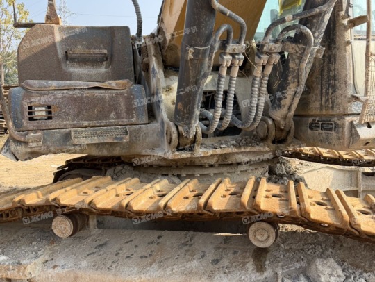 徐工XE335DK履帶式挖掘機