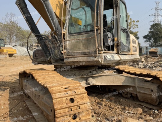 徐工XE335DK履帶式挖掘機