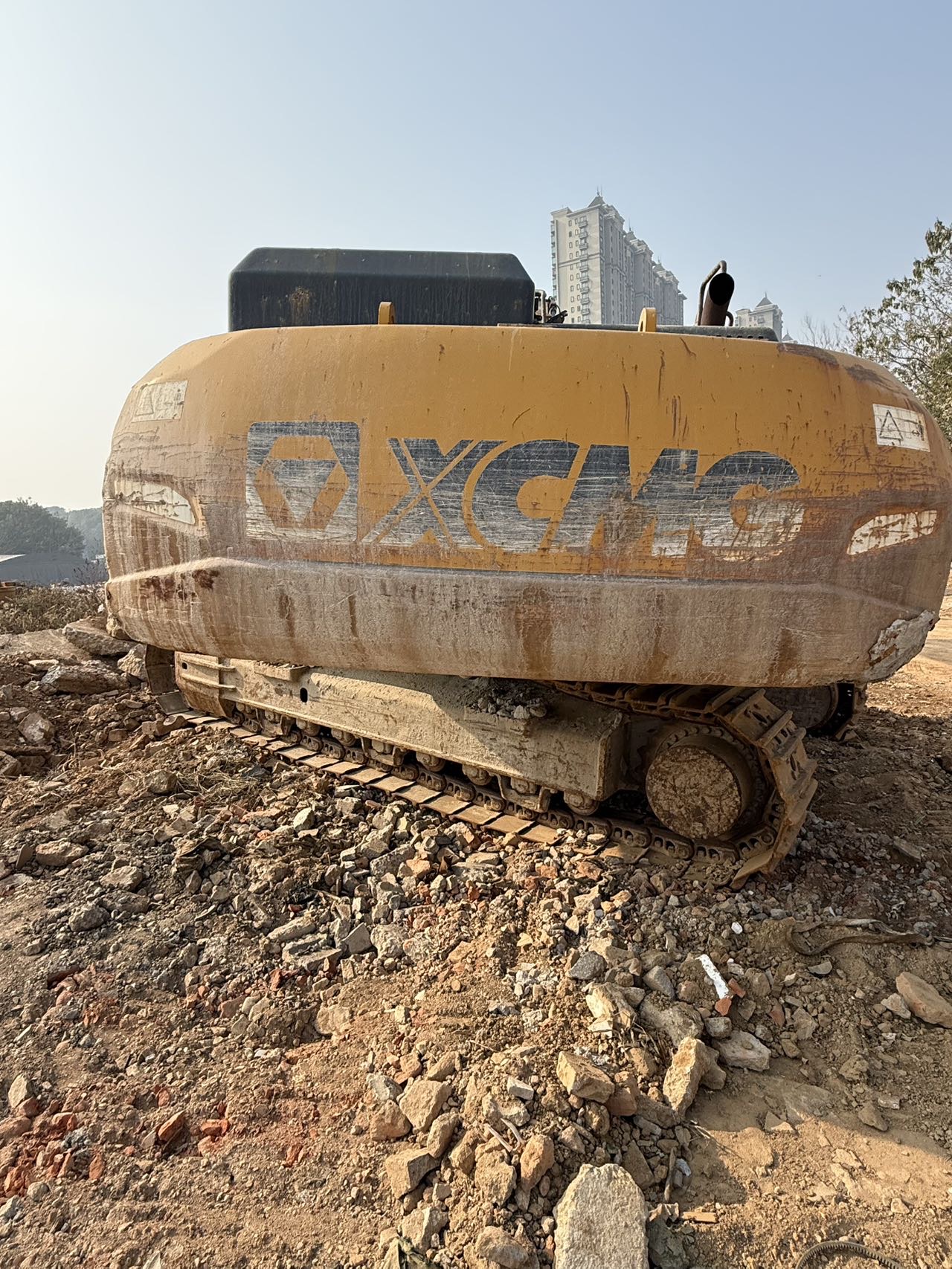 徐工XE335DK履帶式挖掘機