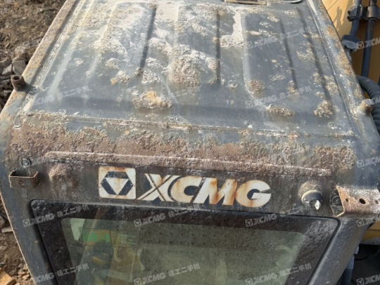 徐工XE335DK履帶式挖掘機