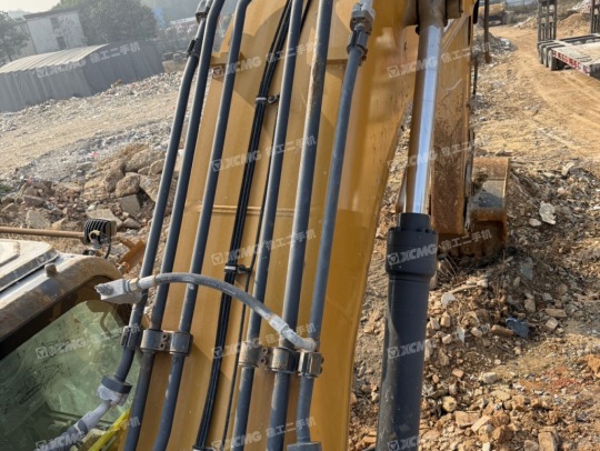 徐工XE335DK履帶式挖掘機