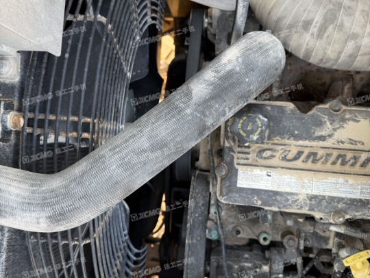 徐工XE335DK履帶式挖掘機