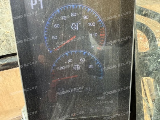 徐工XE335DK履帶式挖掘機