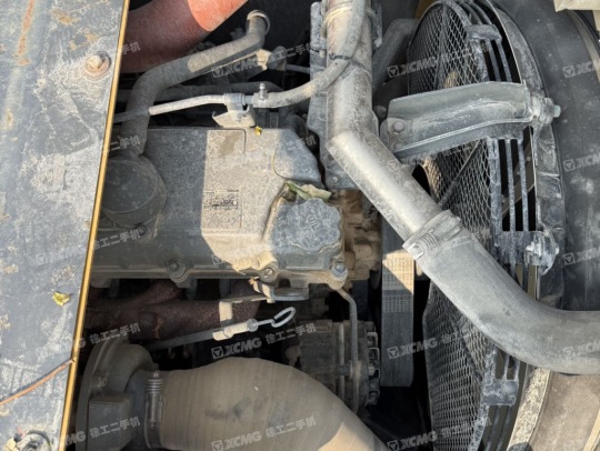 徐工XE370D履帶式挖掘機