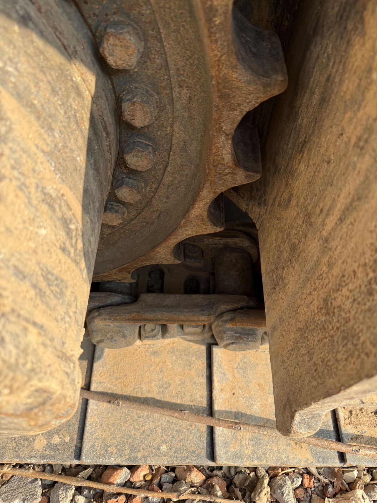 徐工XE370D履帶式挖掘機