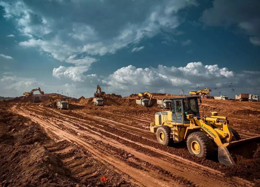 徐工XE60W轮式挖掘机