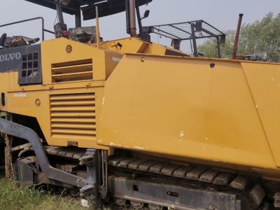 徐工RP1356摊铺机