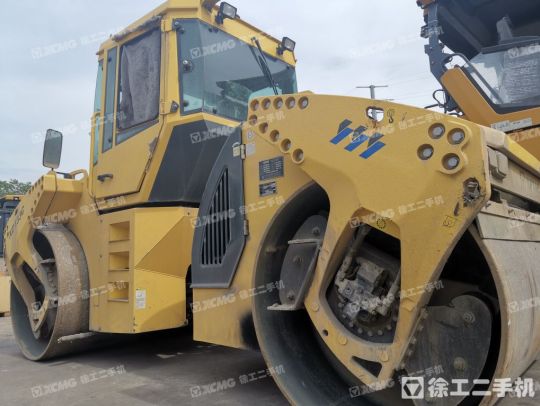 徐工XD133C双钢轮压路机