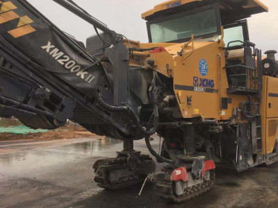 徐工XM200KII铣刨机