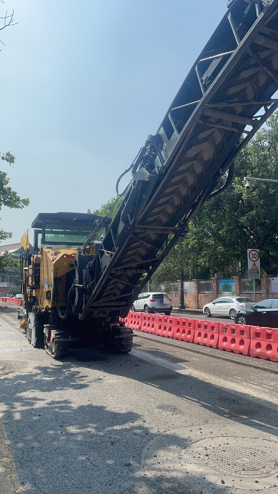 徐工XM200KII铣刨机