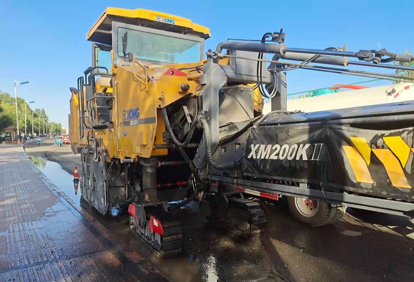 徐工XM200KII铣刨机