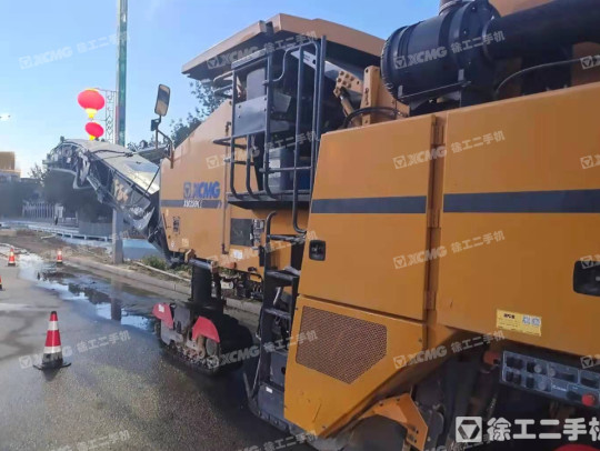 徐工XM200KII铣刨机