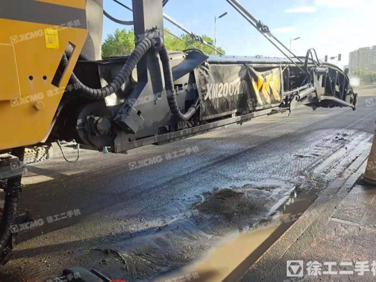 徐工XM200KII铣刨机